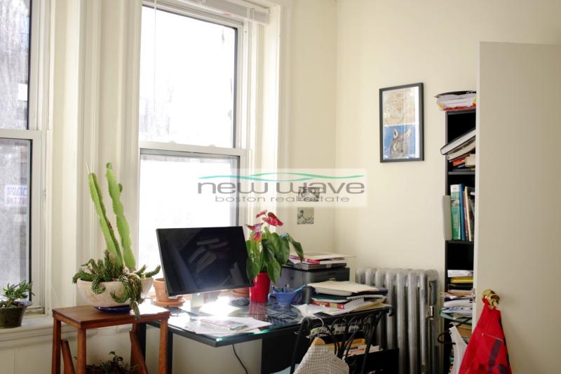 51 Queensberry St, Fenway