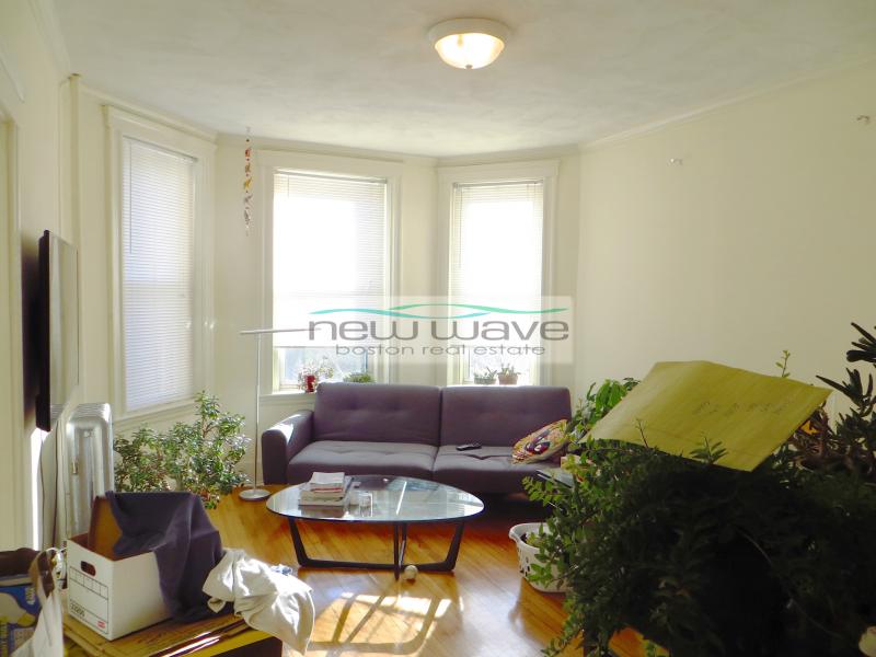 51 Queensberry St, Fenway