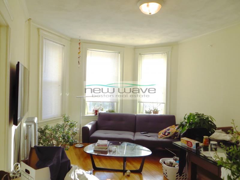 51 Queensberry St, Fenway