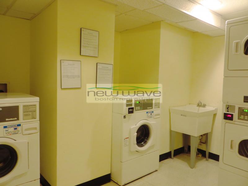 51 Queensberry St, Fenway