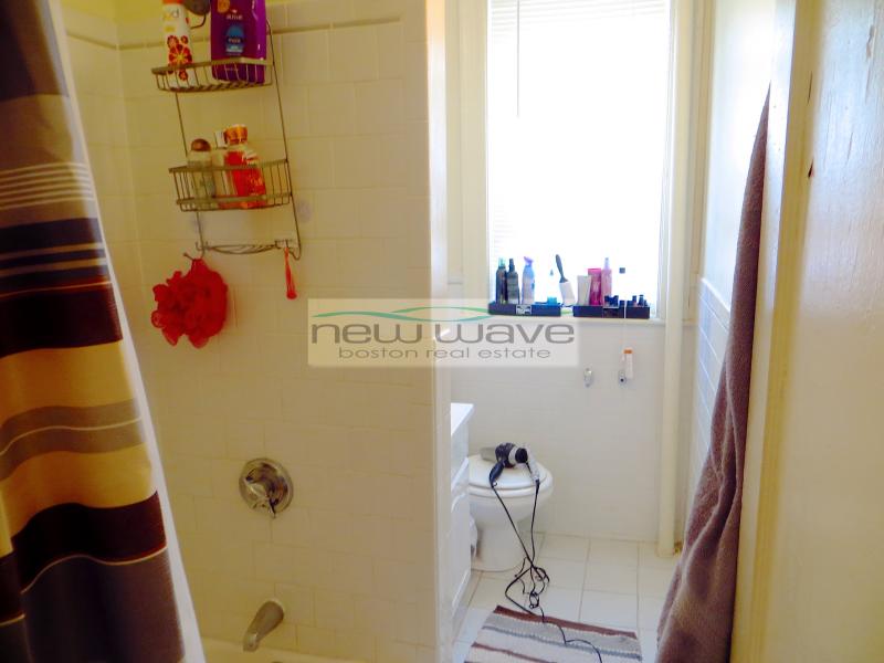 51 Queensberry St, Fenway