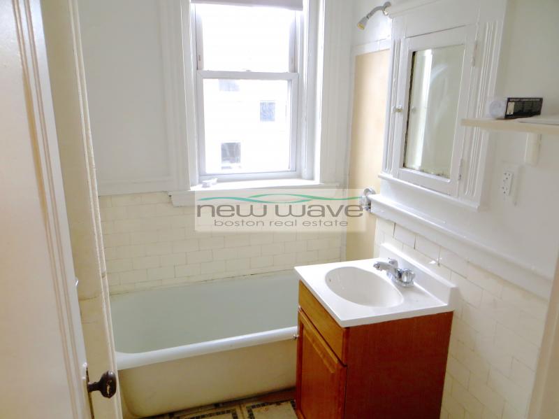 1191 Boylston St, Fenway