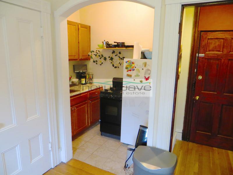 6 Symphony Rd, Fenway