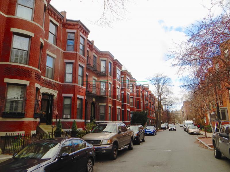 6 Symphony Rd, Fenway