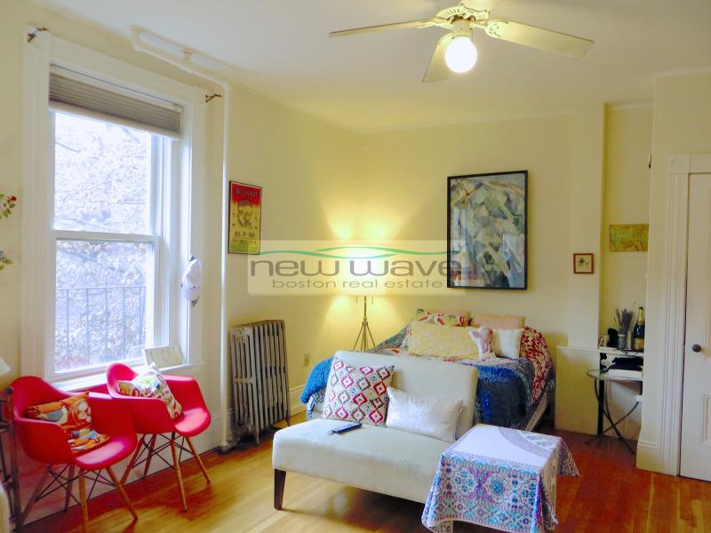 6 Symphony Rd, Fenway