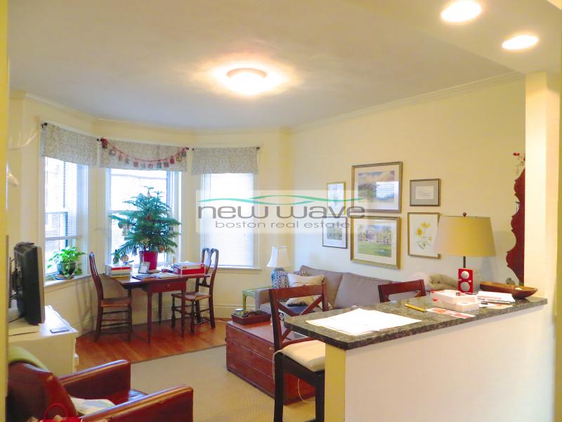 107 Queensberry St, Fenway