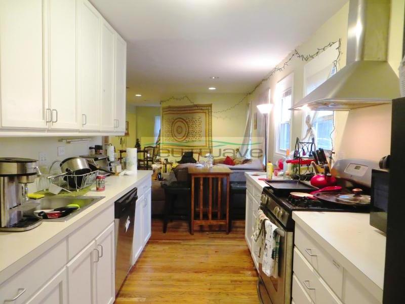 152 154 Parker Hill Ave, Mission Hill