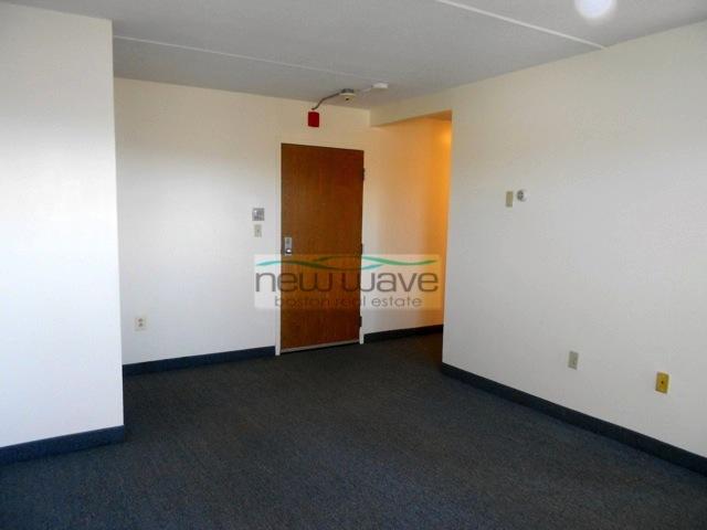 400 Massachusetts Ave, South End