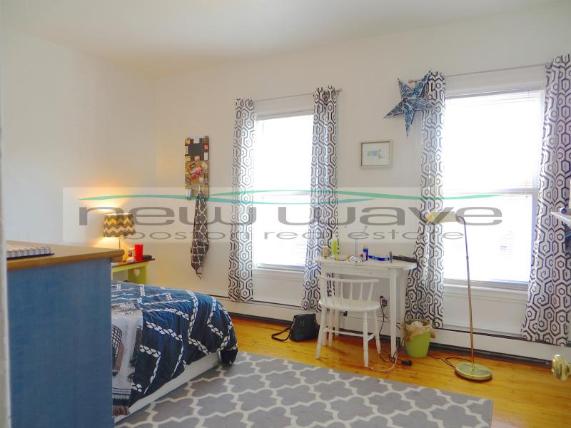 129 Saint Alphonsus St, Mission Hill