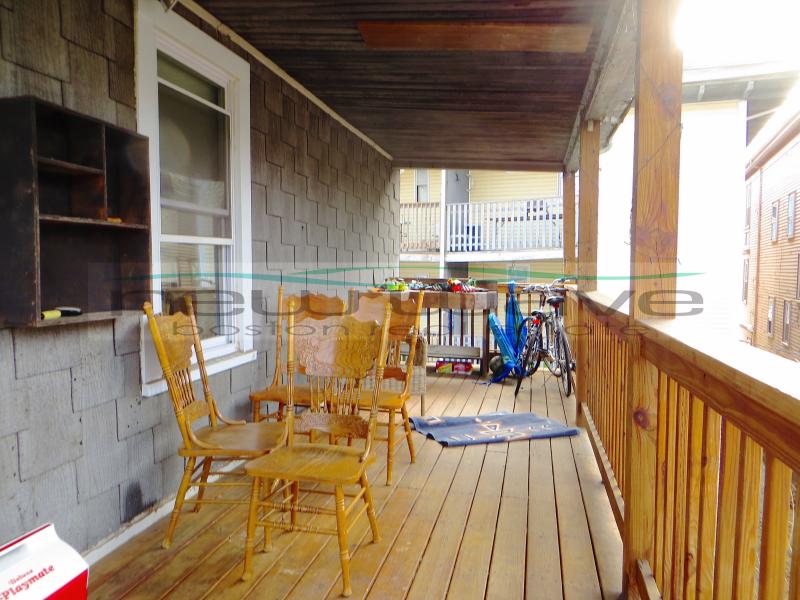 121 Calumet St, Mission Hill