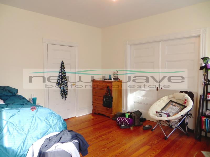 121 Calumet St, Mission Hill