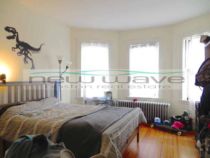 121 Calumet St, Mission Hill