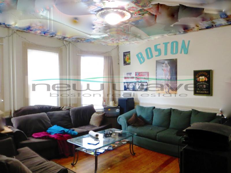 121 Calumet St, Mission Hill