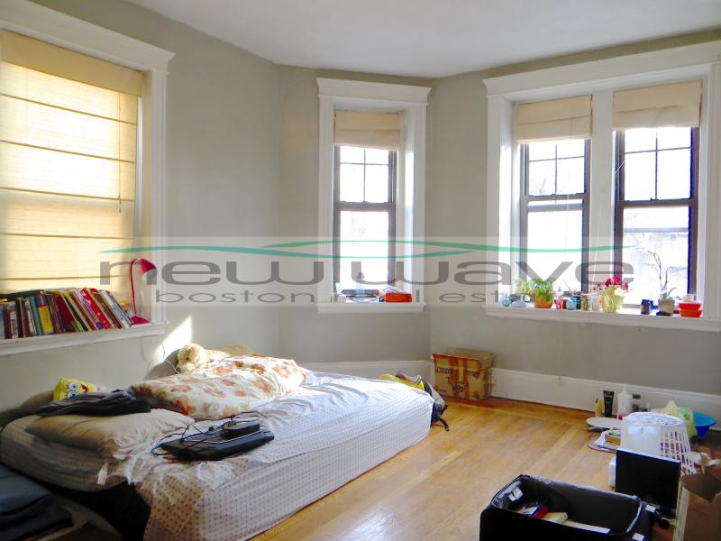 97 Saint Stephen St, Fenway