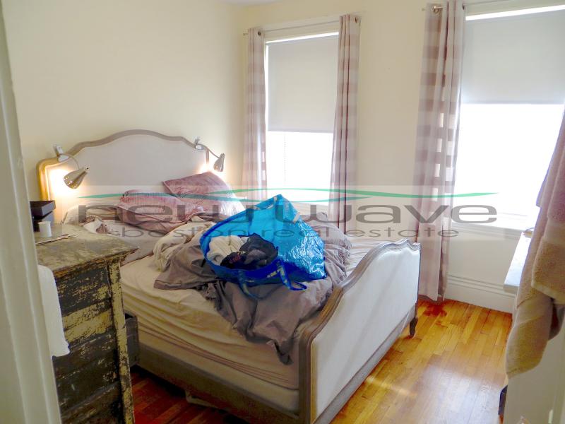 102 Queensberry St, Fenway