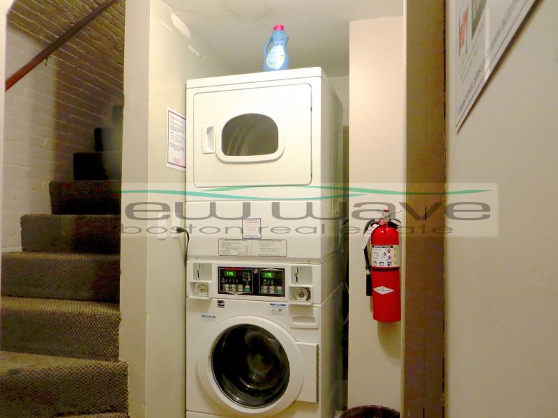 32 Edgerly Rd, Fenway