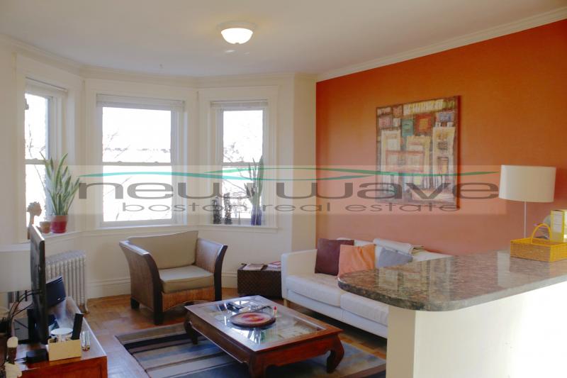 24 Queensberry St, Fenway