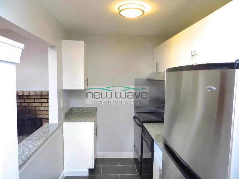 469 Massachusetts Ave, South End