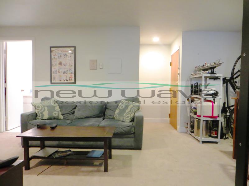 166 Saint Botolph St, Back Bay