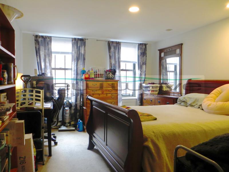 166 Saint Botolph St, Back Bay