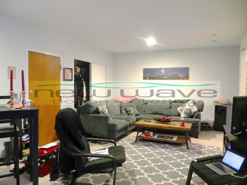 166 Saint Botolph St, South End