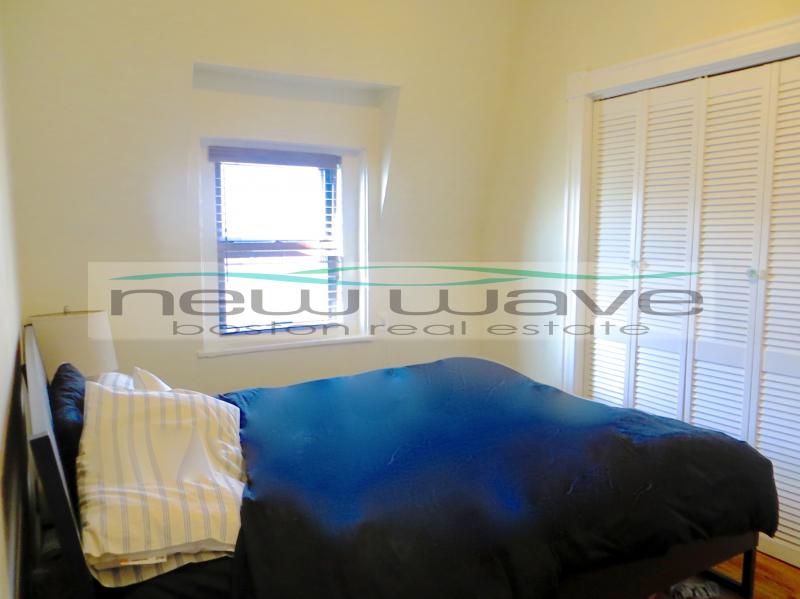 14 Cumberland St, Back Bay