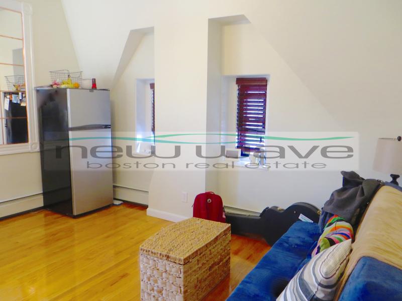 14 Cumberland St, Back Bay