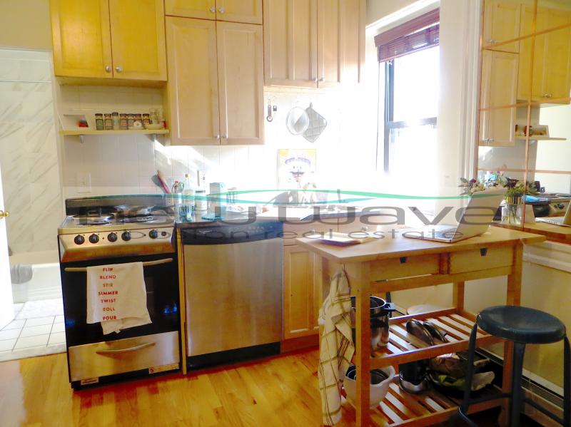 14 Cumberland St, Back Bay