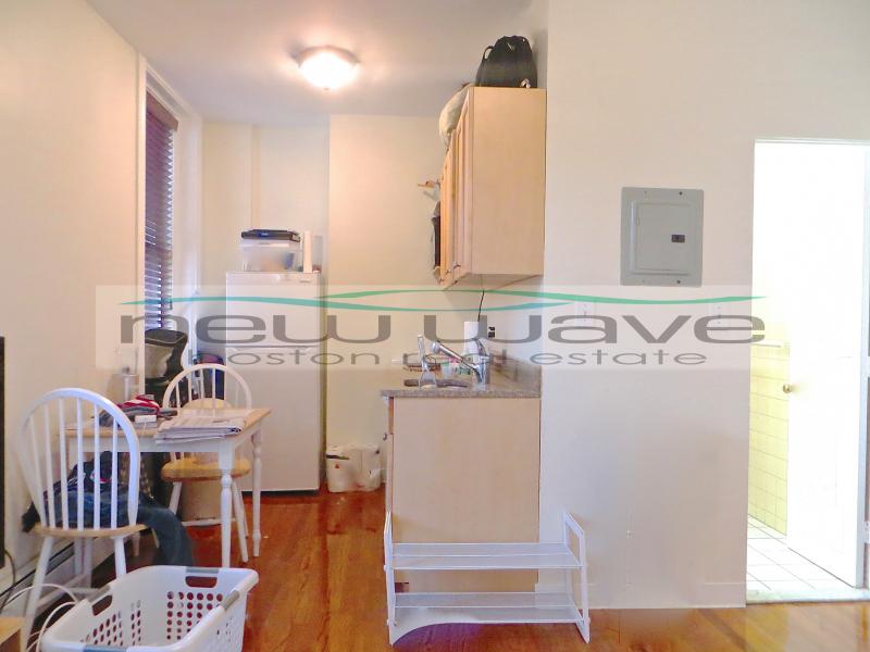 14 Cumberland St, Back Bay