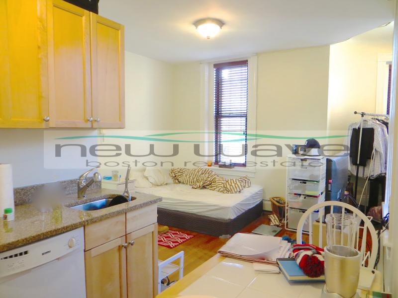 14 Cumberland St, Back Bay