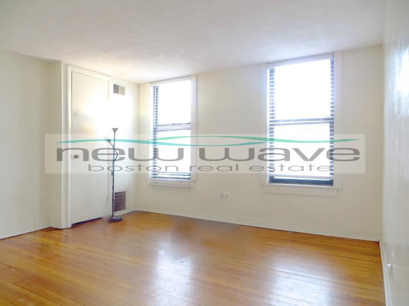 238 Cambridge St, Beacon Hill