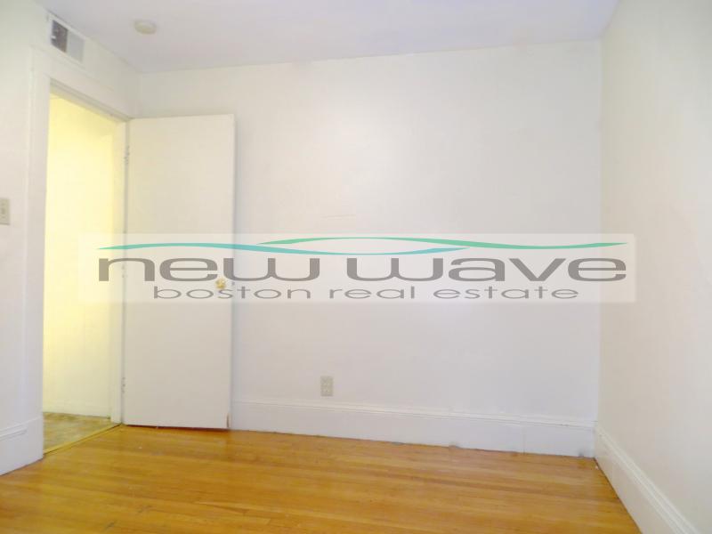 238 Cambridge St, Beacon Hill