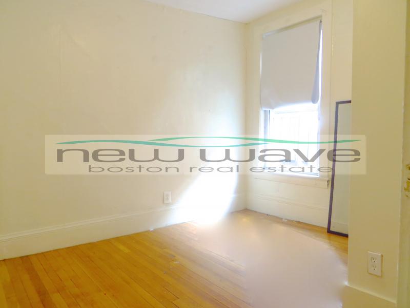 238 Cambridge St, Beacon Hill