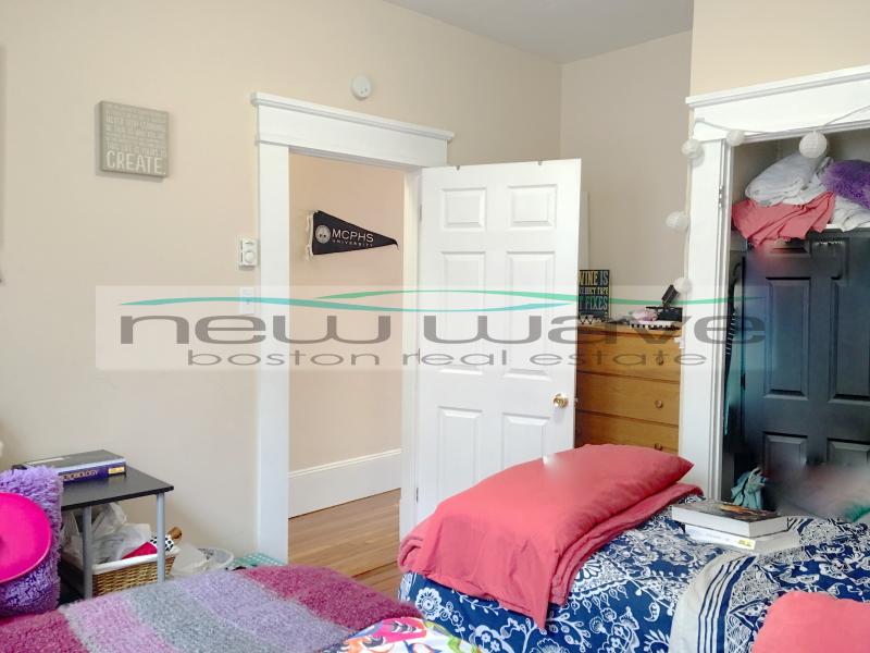 881 Huntington Ave, Mission Hill