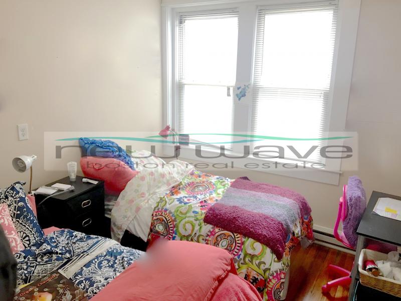 881 Huntington Ave, Mission Hill