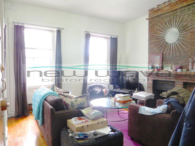 2 bed, 1 bath apartment for rent at 3 Lindall Pl Unit 2, Beacon Hill