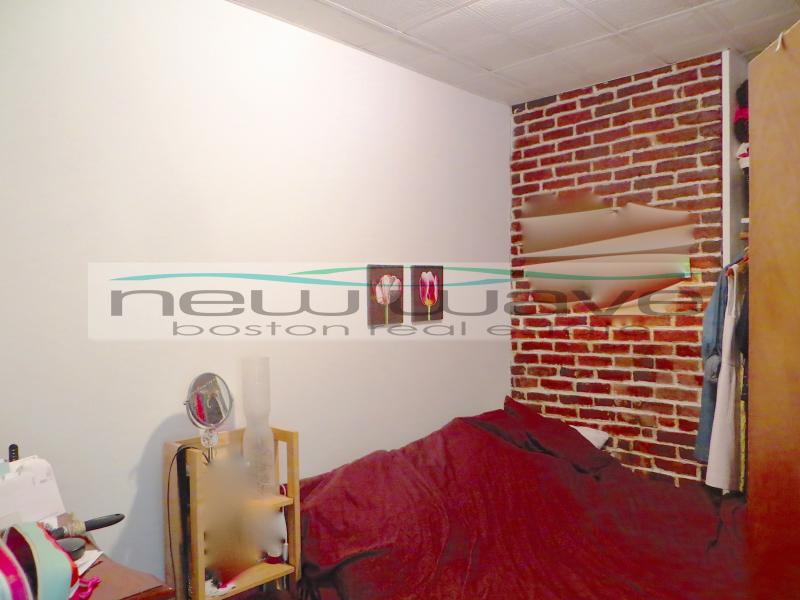 2 bed, 1 bath apartment for rent at 3 Lindall Pl Unit 2, Beacon Hill — photo 10 of 15