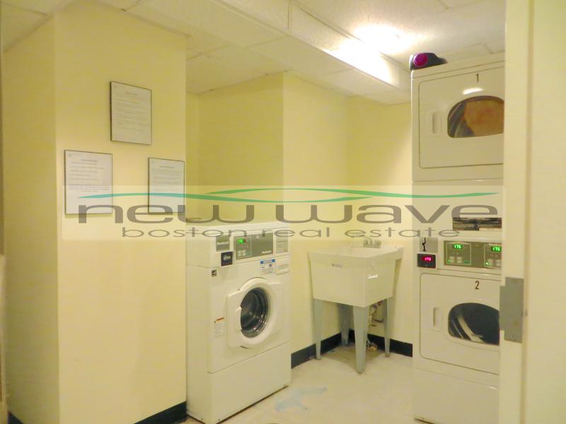 51 Queensberry St, Fenway