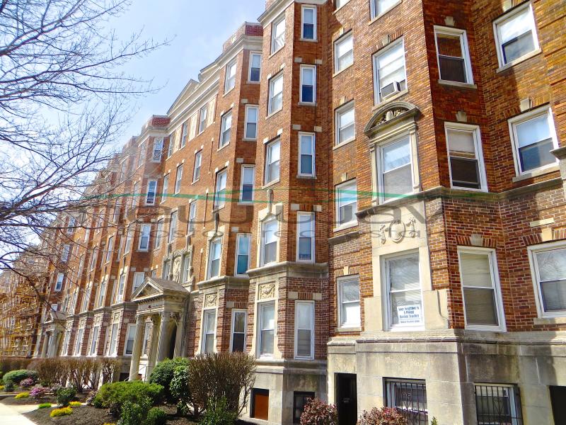 1179 Boylston St, Fenway