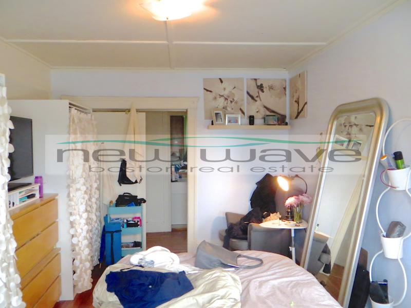 1179 Boylston St, Fenway