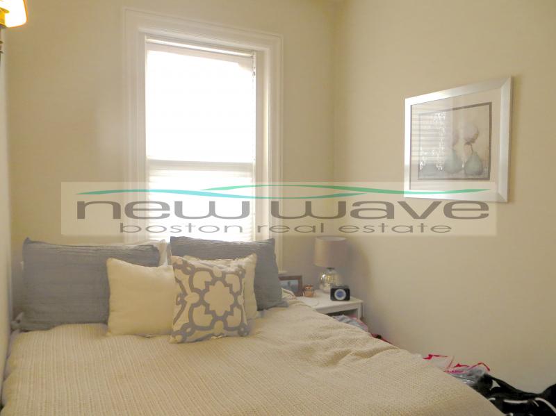 404 Marlborough St, Back Bay