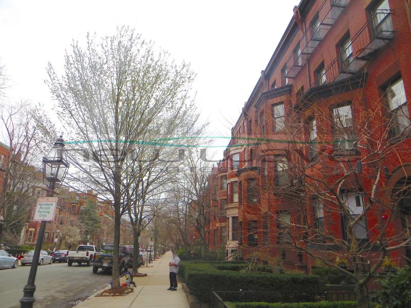 404 Marlborough St, Back Bay