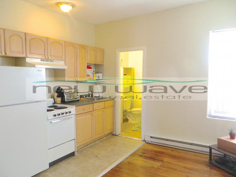 894 Huntington Ave, Mission Hill