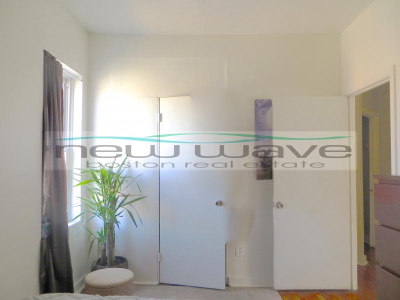 894 Huntington Ave, Mission Hill