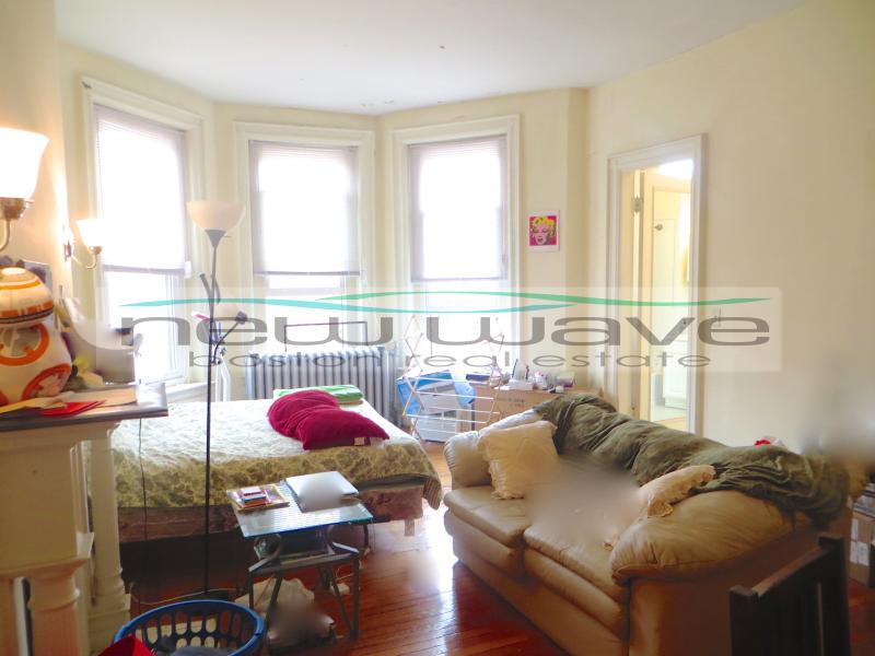 379 Commonwealth Ave, Back Bay