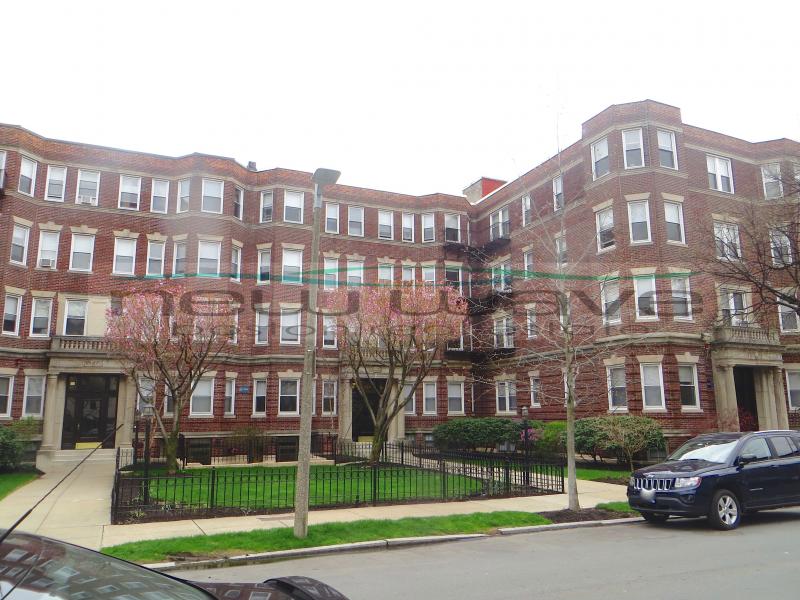 102 Queensberry St, Fenway