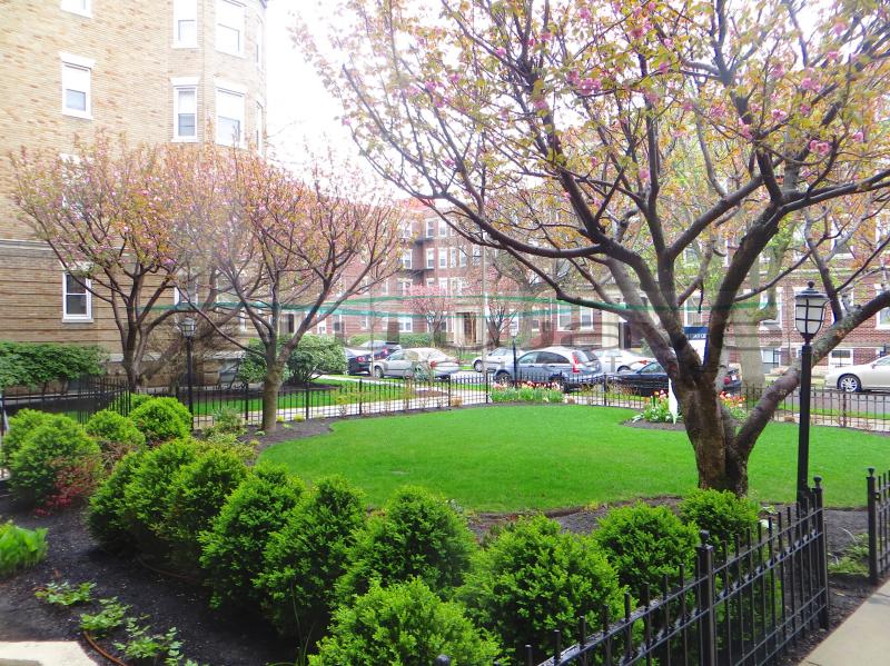 109 Queensberry St, Fenway