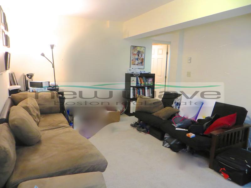 109 Queensberry St, Fenway