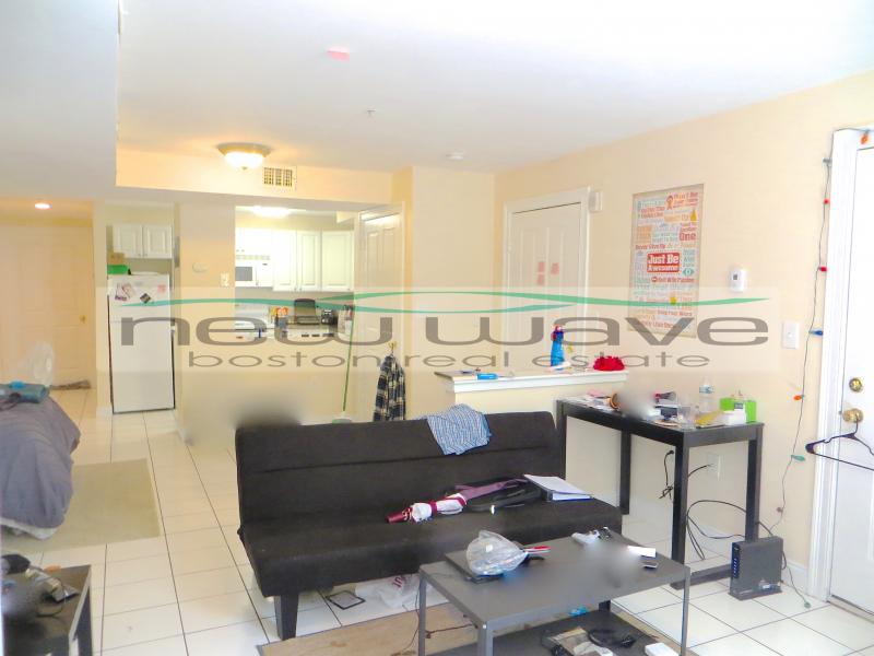 Studio bed, 1 bath apartment for rent at 34 Mount Vernon Unit B, Beacon Hill — photo 4 of 18
