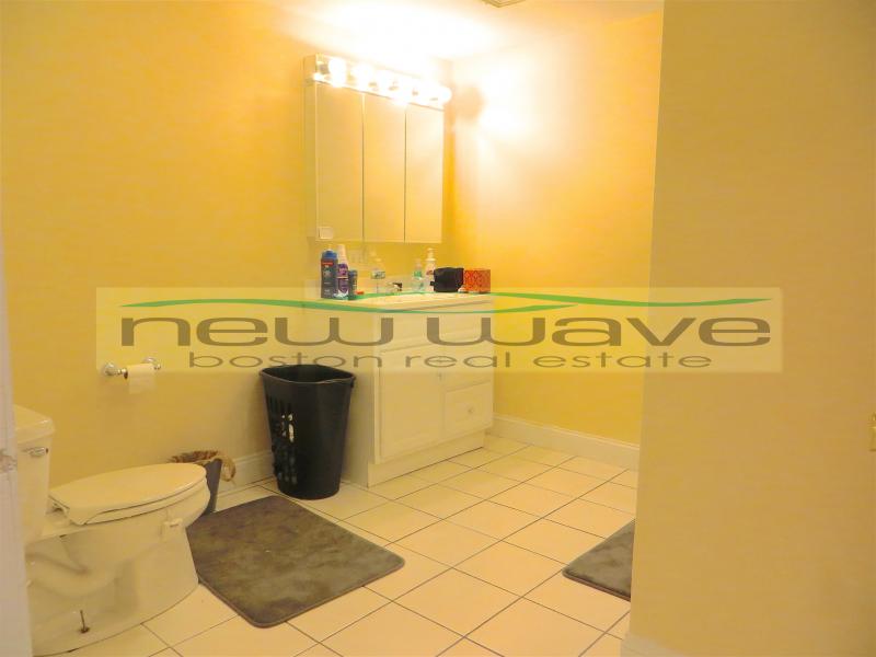 Studio bed, 1 bath apartment for rent at 34 Mount Vernon Unit B, Beacon Hill — photo 10 of 18